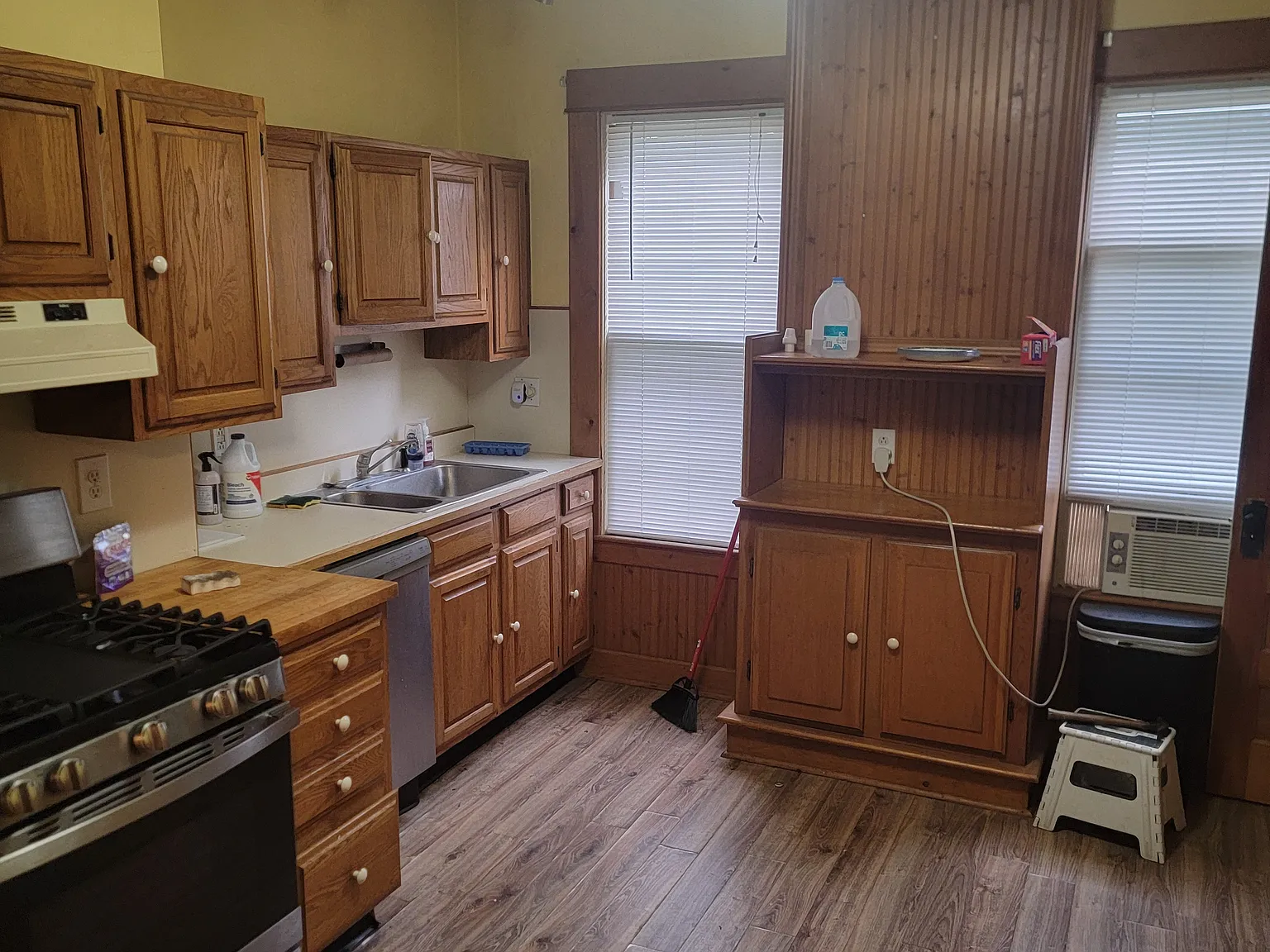 2 bed, $1,800 — Photo 3