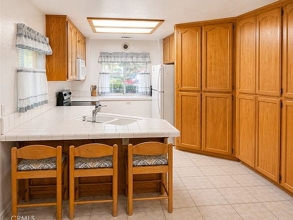5th image of 848 Oakmont