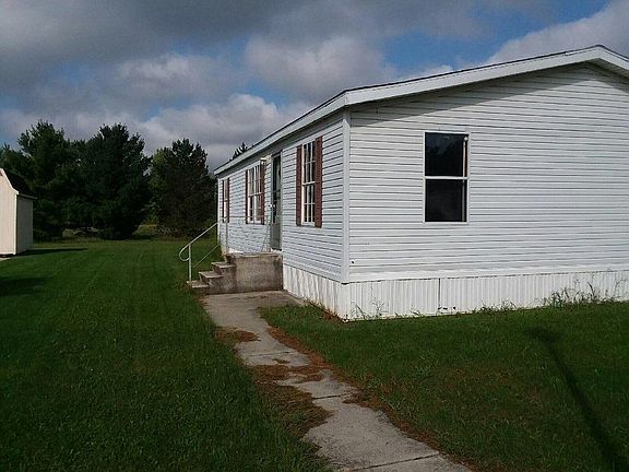 2nd image of 105 S 4th St Lot 14