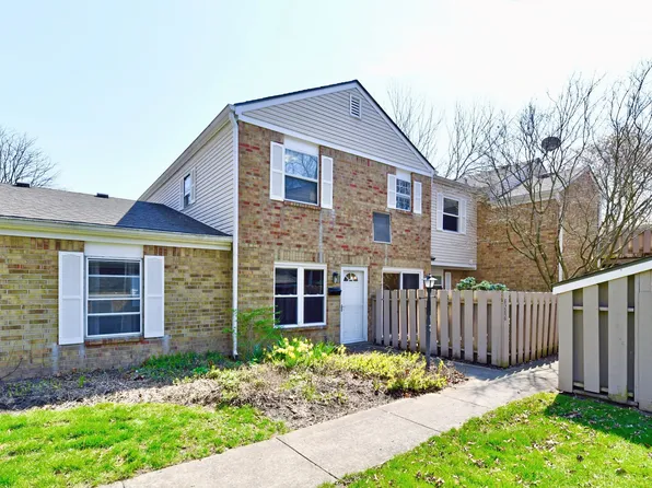 8290 Woodall Dr, Indianapolis, IN 46268