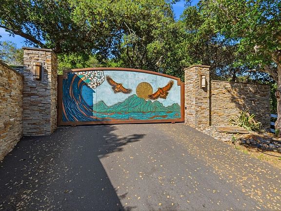 3rd image of 380 Mockingbird Ridge Rd