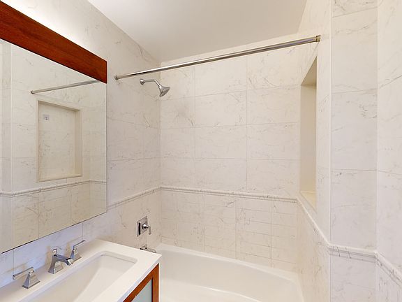 5th image of 805 Columbus Ave APT 12A