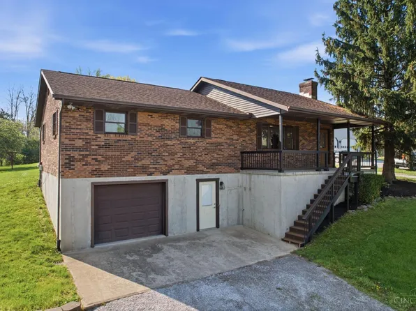 18022 Gauche Rd, Fayetteville, OH 45118