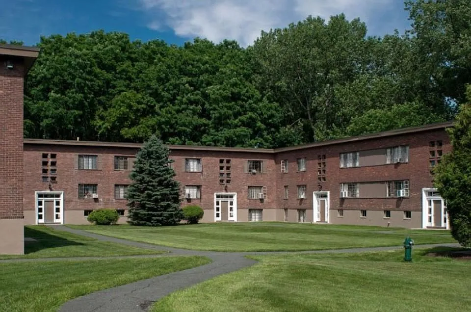 Tivoli Park Apartments