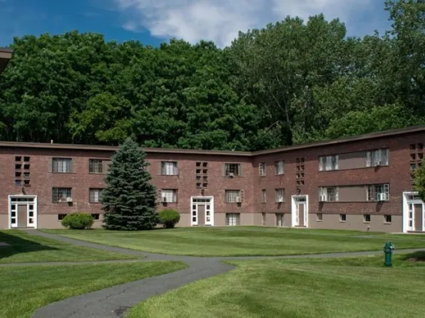 Tivoli Park Apartments, 469 Livingston Ave, Albany, NY 12206