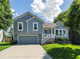 721 E 167th Ter, Gardner, KS 66030