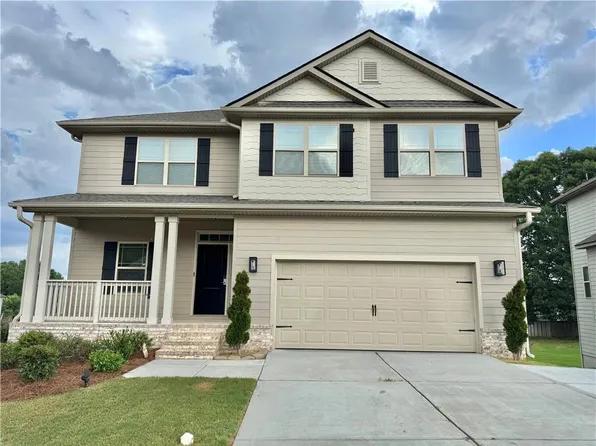 320 Brooks Village Dr, Pendergrass, GA 30567