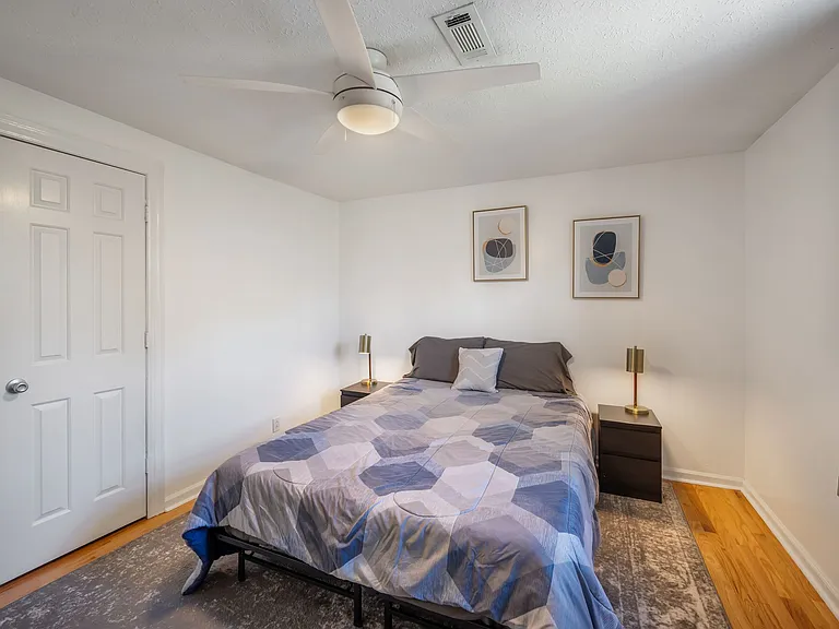 1022 Granada Ave #B — Photo 16