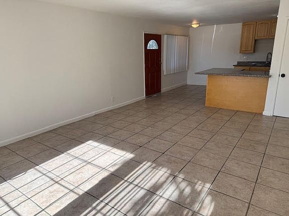4th image of 115 W Hamilton Ave #115