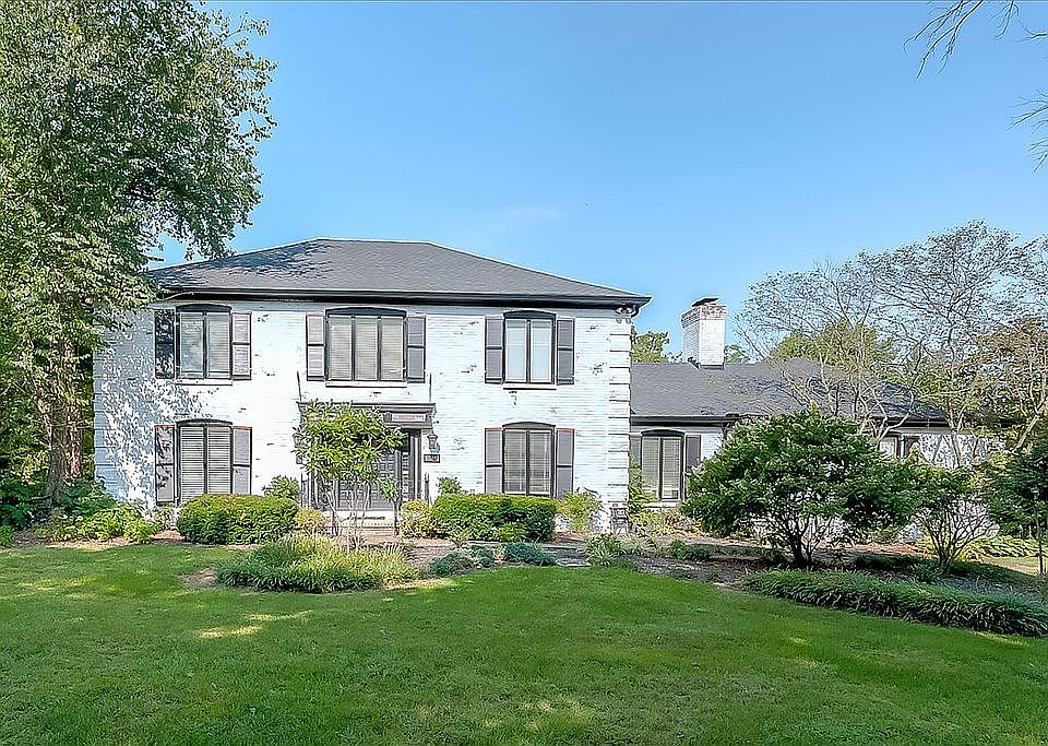 1st image of 3893 Gloucester Dr