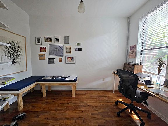 5th image of 1111 Putnam Ave #2