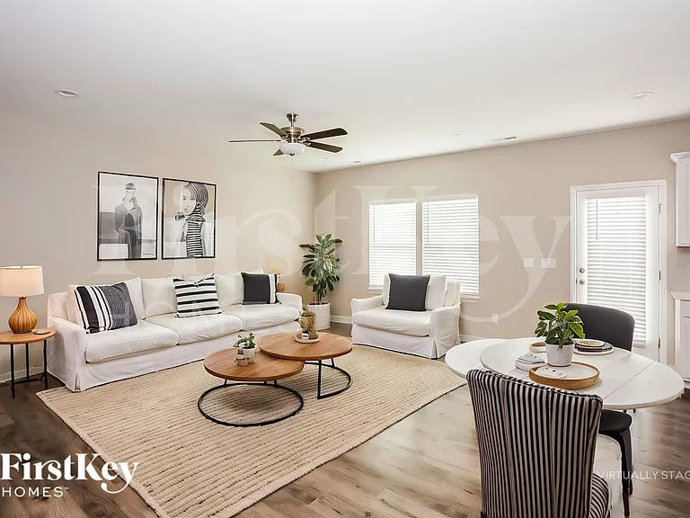 777 Alexander Commons Dr — Photo 4