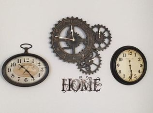 7210 SW 23rd St, Topeka, KS 66614