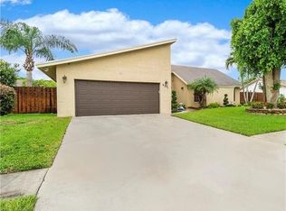 5311 NW 32nd Ct, Margate, FL 33063