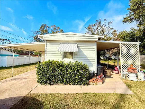 2235 Arcadia Rd, Holiday, FL 34690