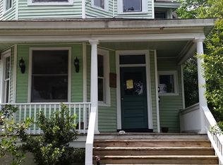 110 S 9th St #A, Wilmington, NC 28401