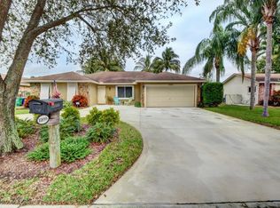 10899 NW 21st Pl, Coral Springs, FL 33071