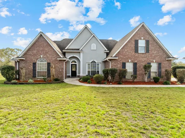 44 Windy Hills Dr E, Picayune, MS 39466