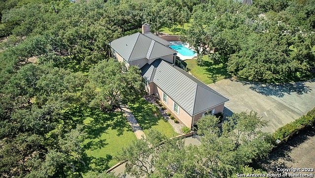 1st image of 2211 ESTATE GATE DR