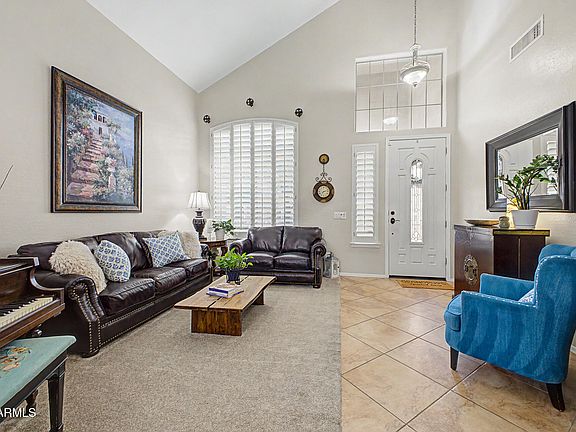 3rd image of 10387 W CASHMAN Drive
