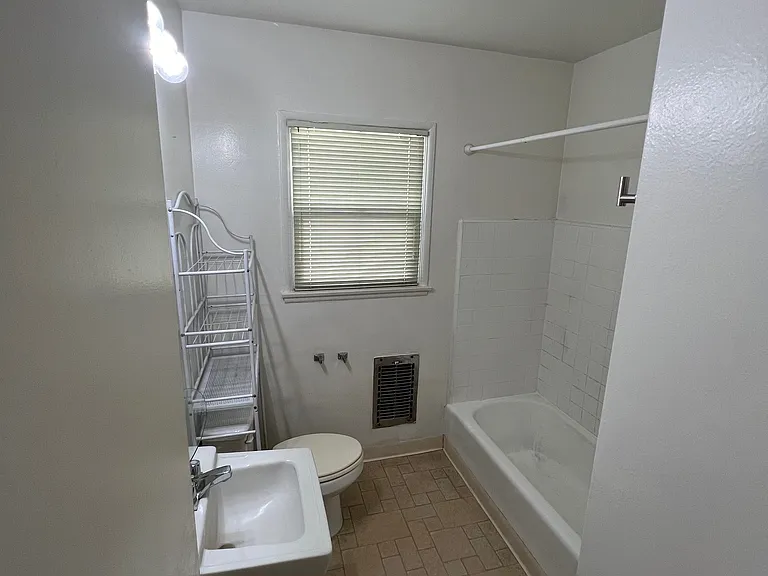 12365 Magnolia Blvd #2 — Photo 7