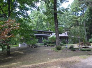 94 Flat Hills Rd, Amherst, MA 01002