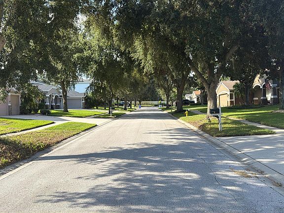 5th image of 2816 Rolling Acres Pl
