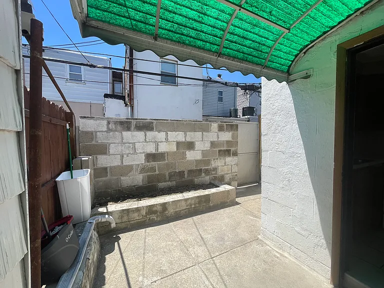 1016 Tree St — Photo 12