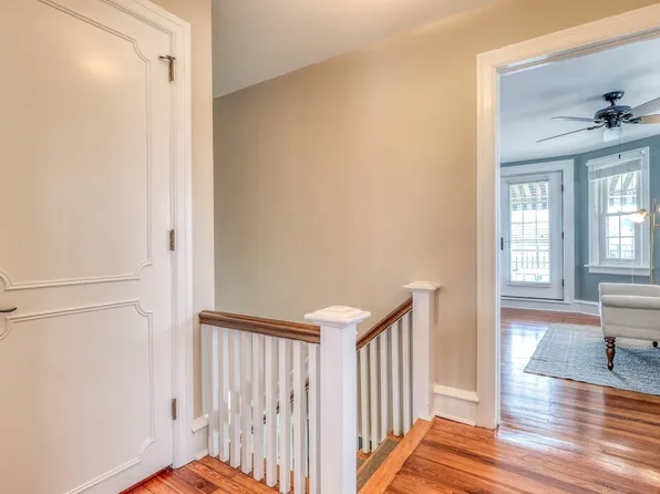 7501 Ventnor Ave, Margate, NJ 08402