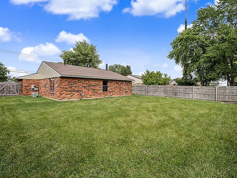 6334 Shull Rd — Photo 30