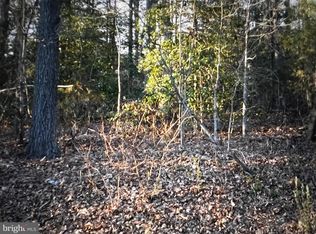 Harding Dr, Bowling Green, VA 22427