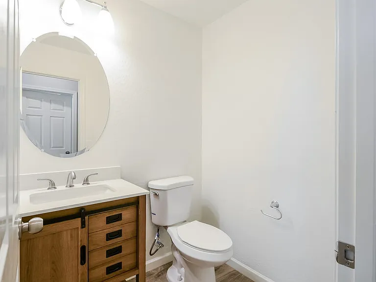 27424 N 54th Ln — Photo 16