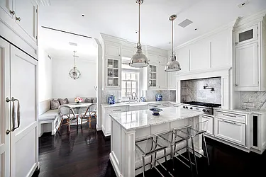 Sold by Nest Seekers International