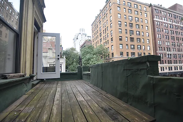 Rented by Bohemia Realty Group | media 21