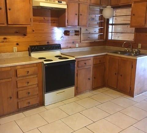 5th image of 417 Waverly Dr