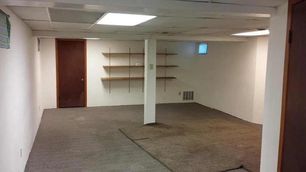 916 Vine Street — Photo 1