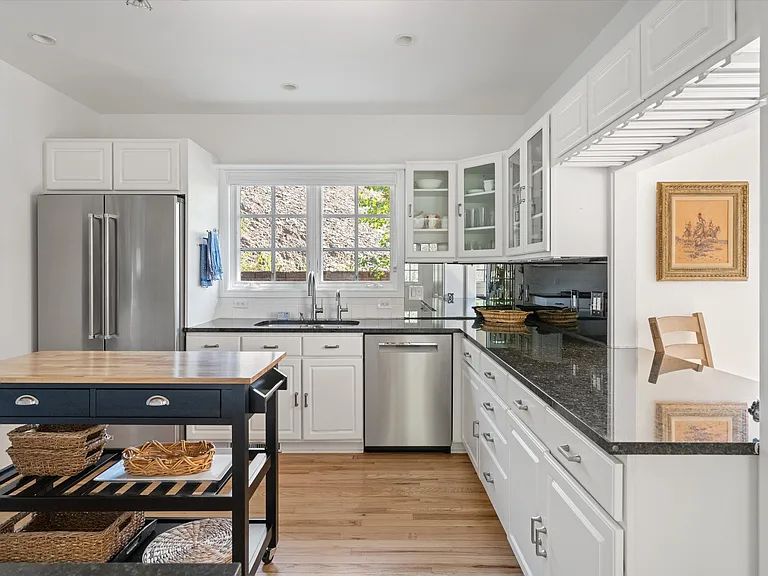 407 Gateway Rd — Photo 10