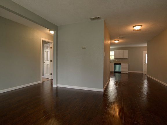 3rd image of 3455 W Boyce Ave