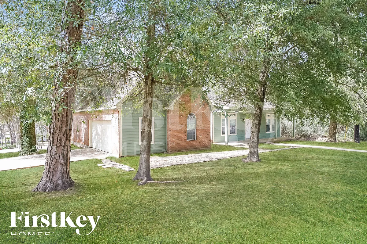 Building Photo - 295 Cypress Dr