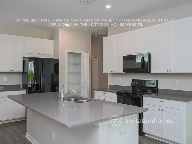 7610 Ashcroft Dr — Photo 6