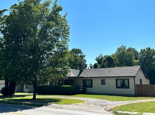 1455 S Oak Grove Ave, Springfield, MO 65804