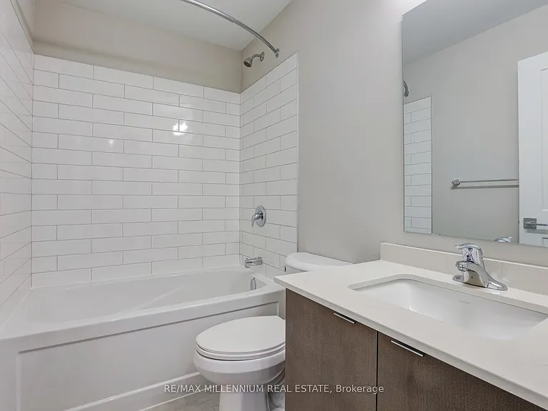 708 Woolwich St — Photo 30