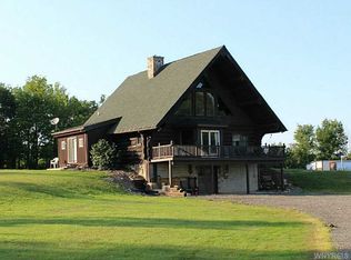 307 Holland Rd, Arcade, NY 14009