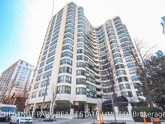 2nd image of 25 Maitland St #1007