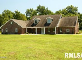 11750 Strawberry Rd, Carbondale, IL 62901