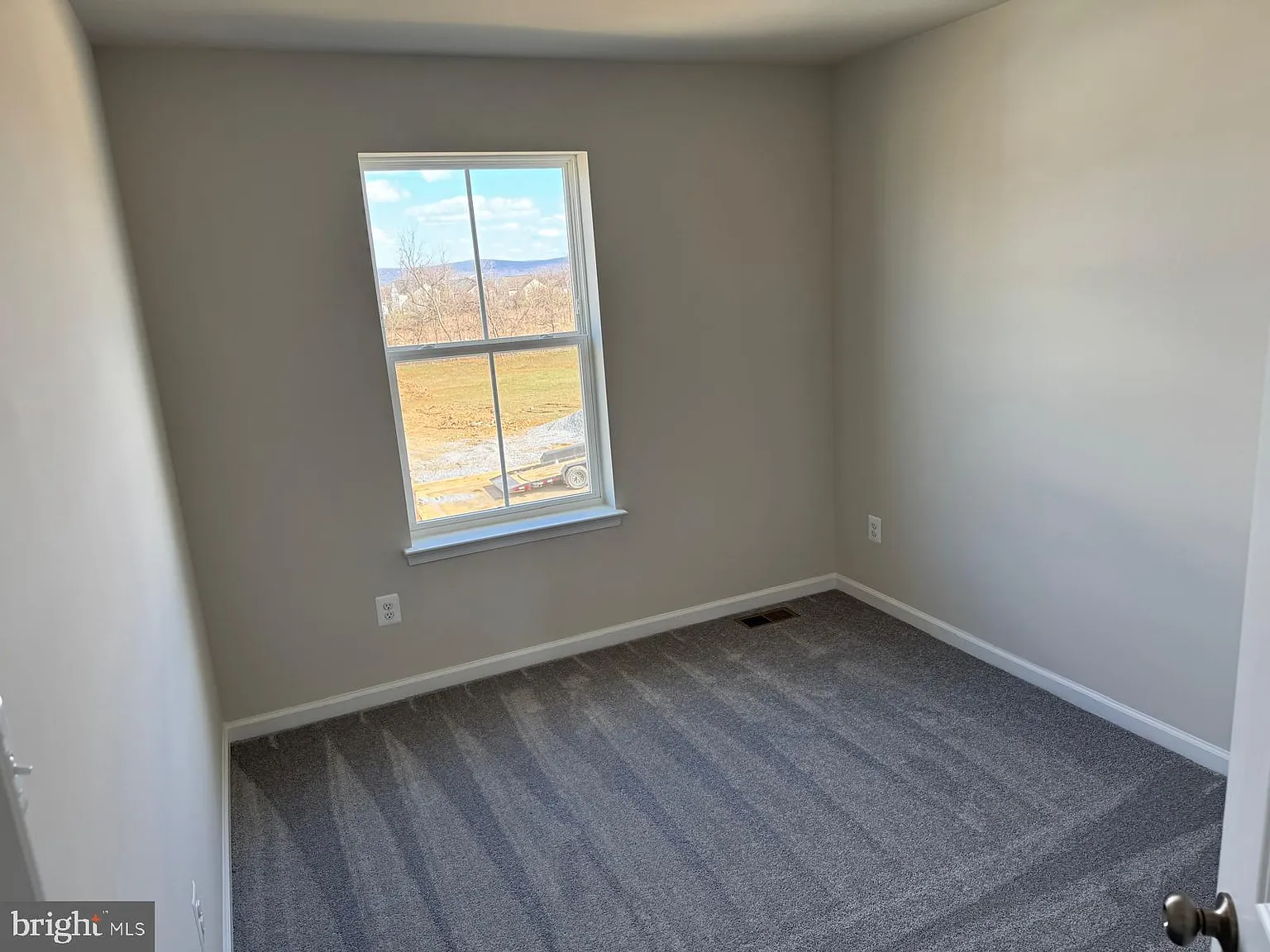 3 bed, 4.0 bath, 1790 sqft, $1,950 — Photo 4