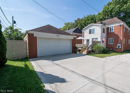 37 N Pershing Ave #A Photo 1