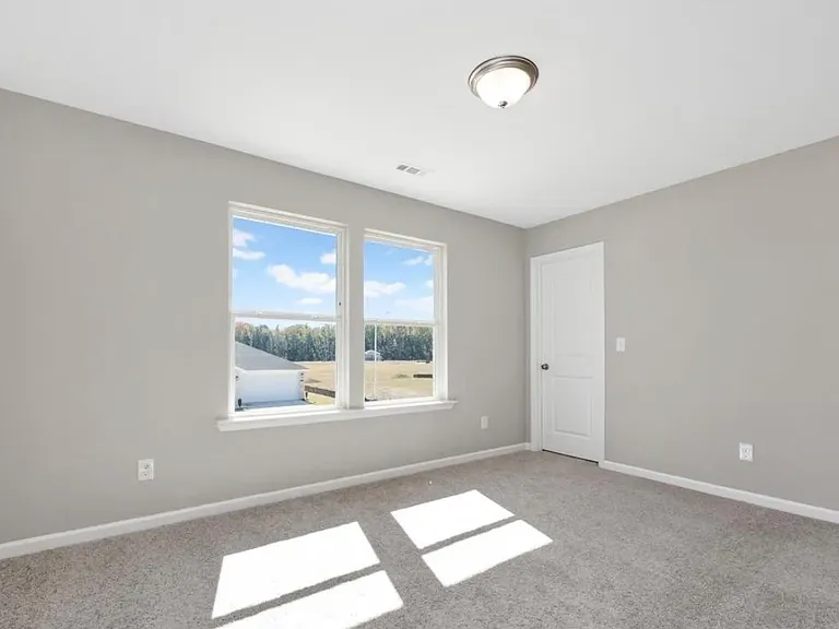135 Plum Tree Ln — Photo 14