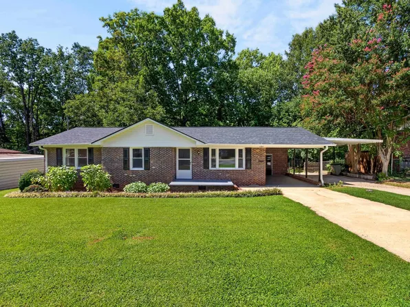 1104 S Limestone St, Gaffney, SC 29340