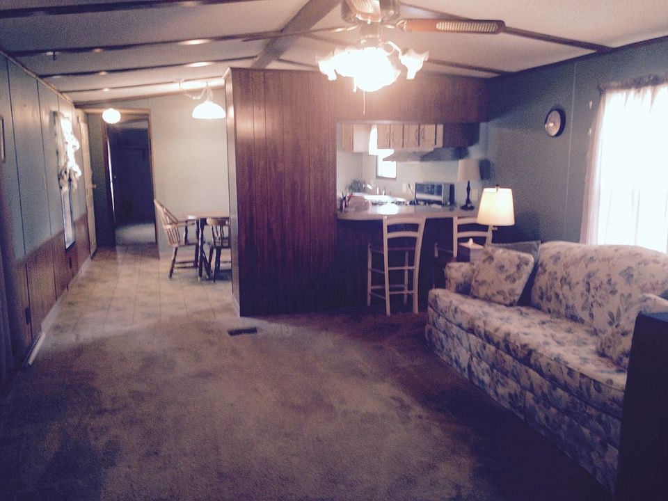 1st image of 10 Harmony Ln